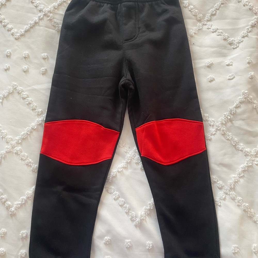 Sesame Street Elmo Fleece Tracksuit Set Toddler Boys 4T Red Black NWOT - Picture 6 of 7